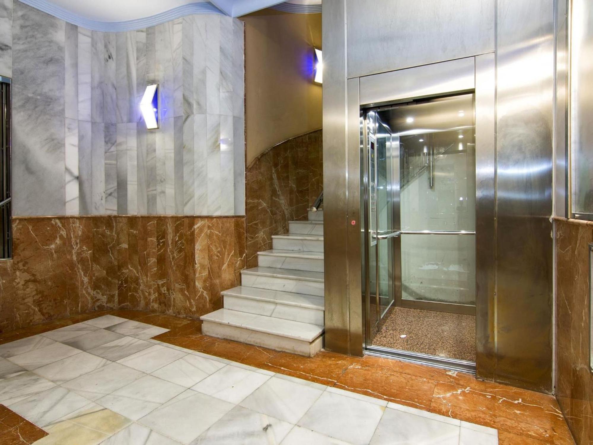 Chezmoihomes Town Hall Apartment Granada Exterior photo